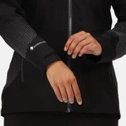 De Regatta Highton Pro Wandeljas - Dames - Waterdicht - Ademend - Zwart -Fjallraven Winkel 1200x1200 1