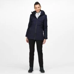 De Regatta Sanda Wandeljas - Outdoorjas - Dames - Waterdicht - Ademend - Marine -Fjallraven Winkel 1200x1200 10