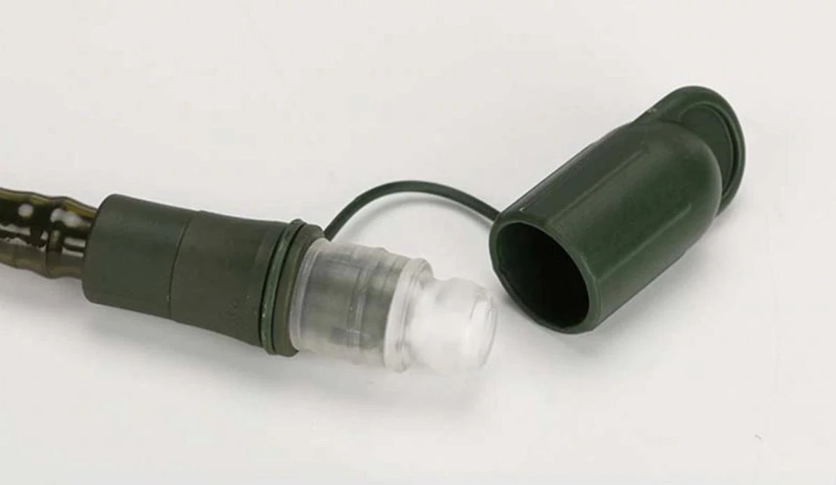 Water En Drinkrugzak “Camel Back” Design 3 Liter – Hydratatie Rugzak Outdoor Inclusief Drinksysteem - Met Slang & Waterzak Van 3L - Militaire Rugzak – Drink Rugzak - Fietsrugzak - Wandelrugzak - Zwart 2 Water En Drinkrugzak “Camel Back” Design 3 Liter – Hydratatie Rugzak Outdoor Inclusief Drinksysteem - Met Slang & Waterzak Van 3L - Militaire Rugzak – Drink Rugzak - Fietsrugzak - Wandelrugzak - Zwart - Afbeelding 2