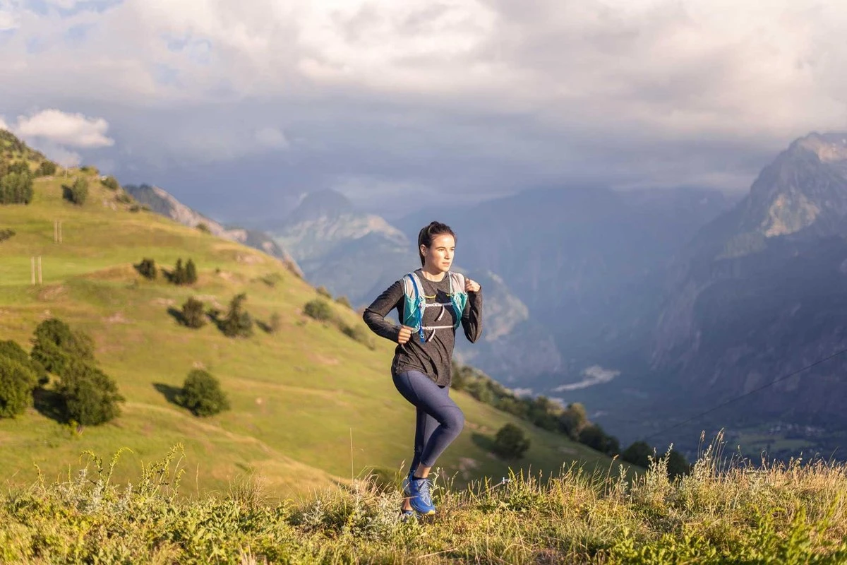 CamelBak Women's Circuit Vest - Drinkrugzak - 1,5 L / 3,5 L - Blauw / Zilver (Gibraltar Navy / Silver) 3 CamelBak Women's Circuit Vest - Drinkrugzak - 1,5 L / 3,5 L - Blauw / Zilver (Gibraltar Navy / Silver) - Afbeelding 3