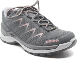 Lowa Innox Pro GTX Lo Ws Lage Goretex Wandelschoenen 15 Lowa Innox Pro GTX Lo Ws Lage Goretex Wandelschoenen -Fjallraven Winkel 1200x921