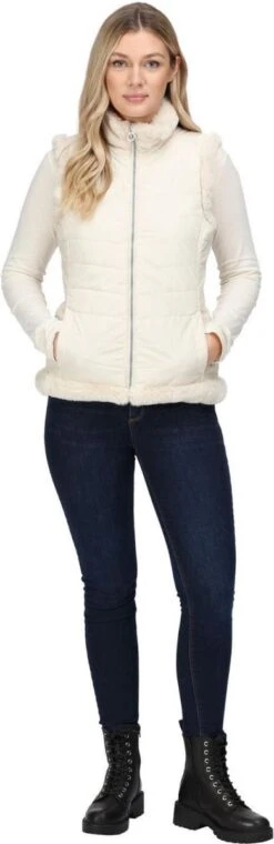 De Regatta Winslow Baffle Bodywarmer - Outdoorbodywarmer - Dames - Geïsoleerd - Waterafstotend - Room Wit 20 De Regatta Winslow Baffle Bodywarmer - Outdoorbodywarmer - Dames - Geïsoleerd - Waterafstotend - Room Wit -Fjallraven Winkel 390x1200 3
