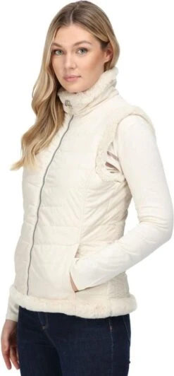 De Regatta Winslow Baffle Bodywarmer - Outdoorbodywarmer - Dames - Geïsoleerd - Waterafstotend - Room Wit 23 De Regatta Winslow Baffle Bodywarmer - Outdoorbodywarmer - Dames - Geïsoleerd - Waterafstotend - Room Wit -Fjallraven Winkel 557x1200 2