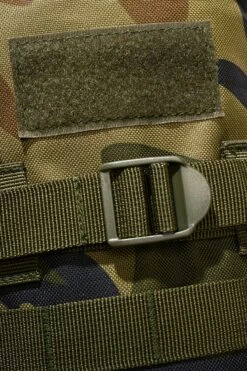 Brandit Tactical Vest - Camo 9 Brandit Tactical Vest - Camo -Fjallraven Winkel 800x1200 31